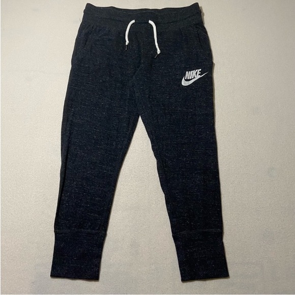Vintage Nike Capri sweatpants - Picture 3 of 10